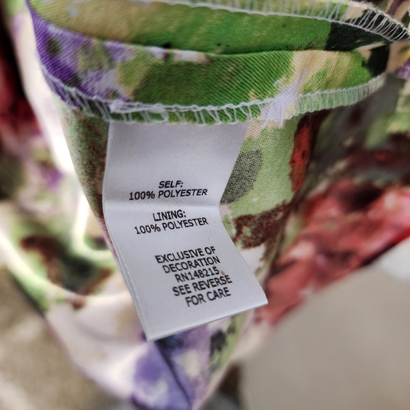 WardorbeA Multi Color Faux Wrap Dress With Belt - Picture 12 of 14